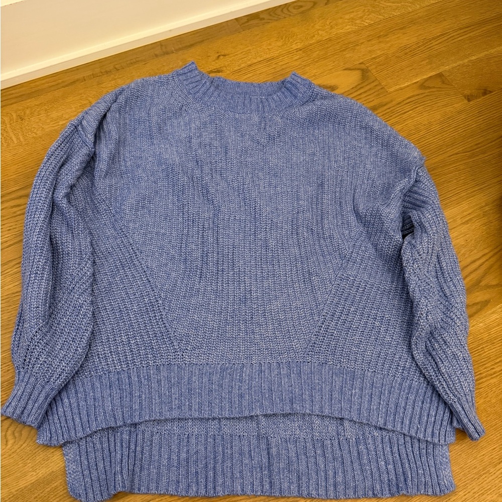 American Eagle Women's Sweater